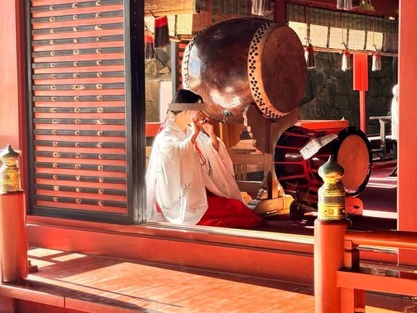 日本的寺庙与神社